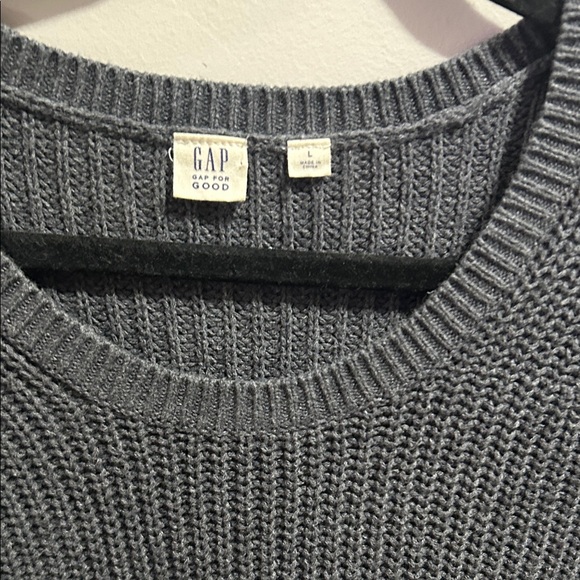 GAP Charcoal and White Crew Neck Sweater - Picture 7 of 11